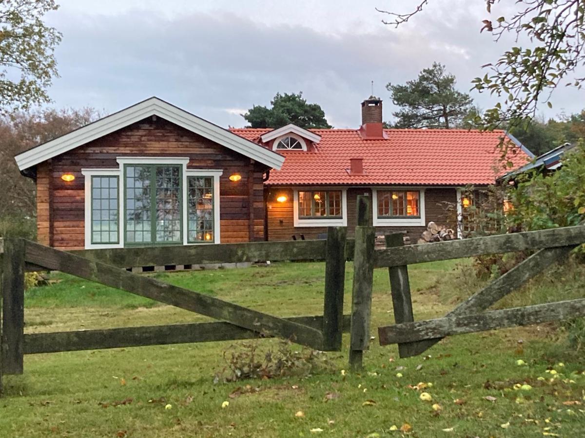 Sjoestugan Vallersvik Frillesås Exterior foto